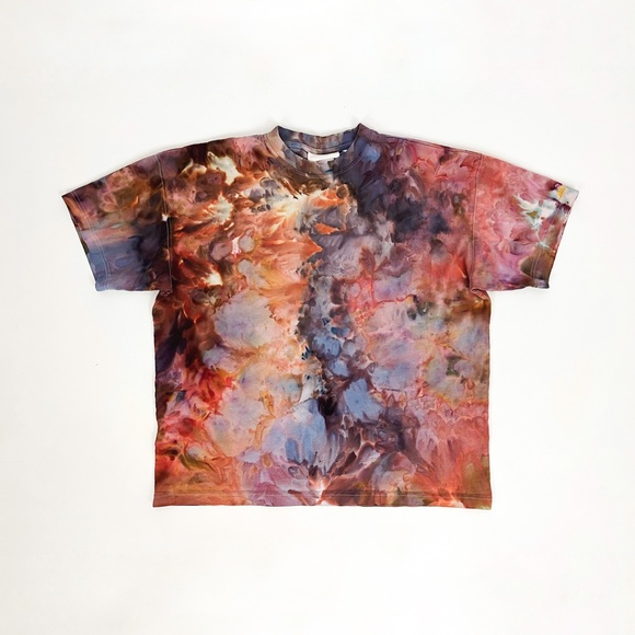 Hand-Dyed Oversized Marbled T-Shirt | Size L - Picture 10 of 11
